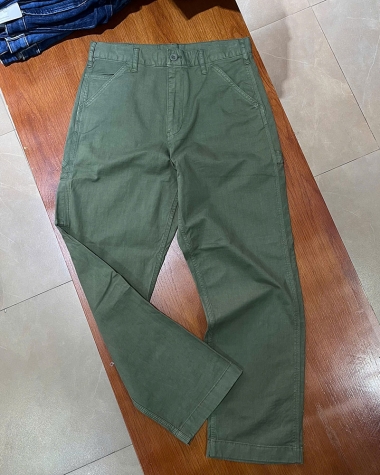 Khaki Uniqlo Utility Work màu rêu