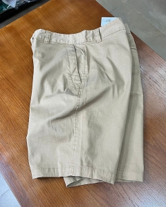 Short Khaki Banana màu vàng