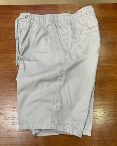 Short Khaki Berkley màu xám