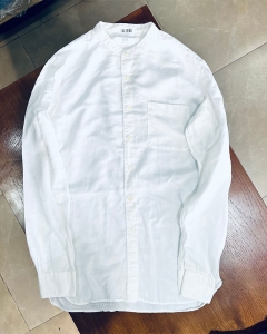 Sơ mi Uniqlo Linen trắng